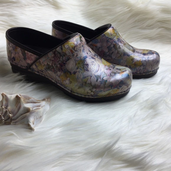 Dansko Shoes | Pastel Bouquet Leather 